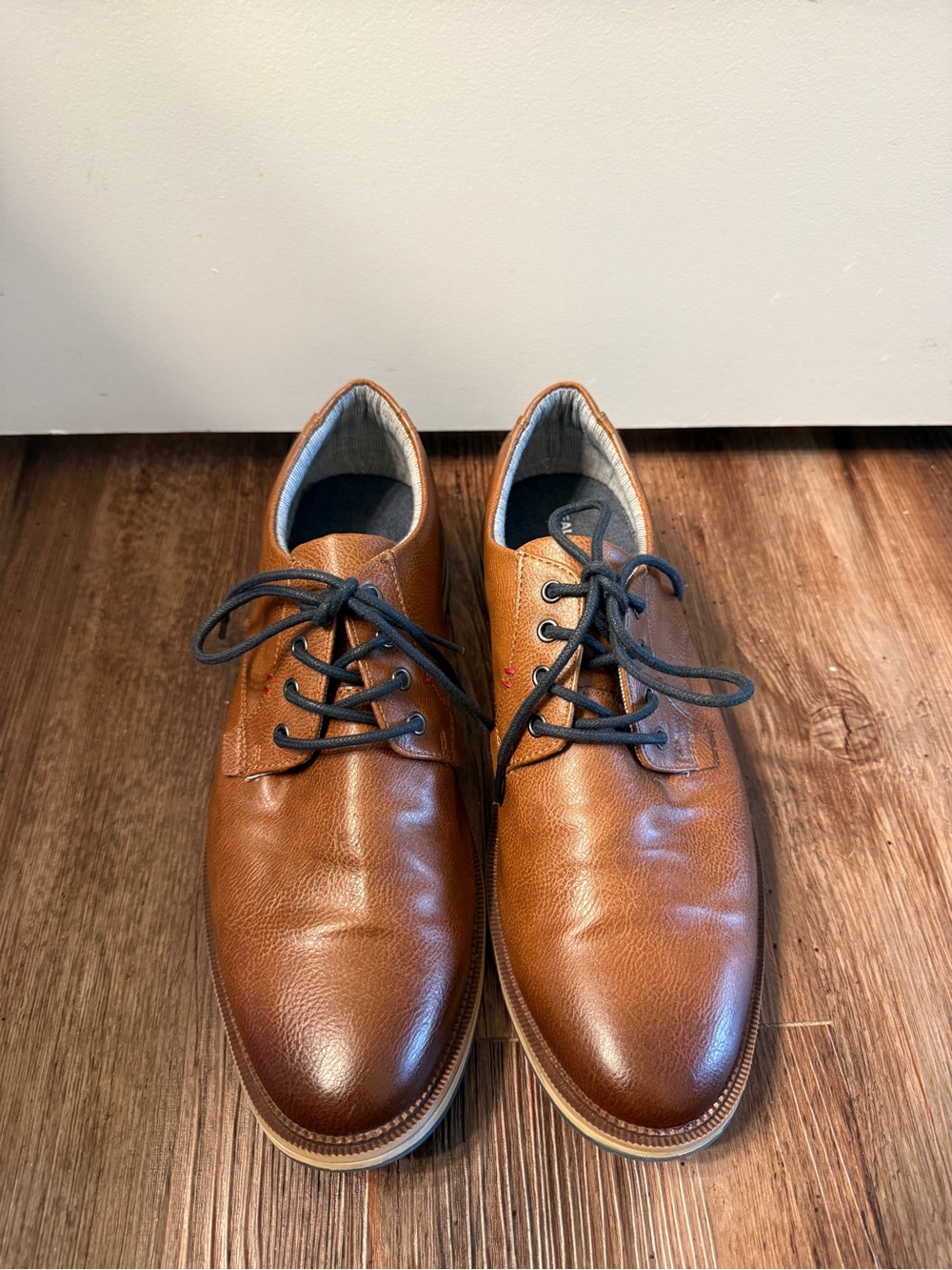 Falls Creek Dress Shoes in Brown, Faded Design